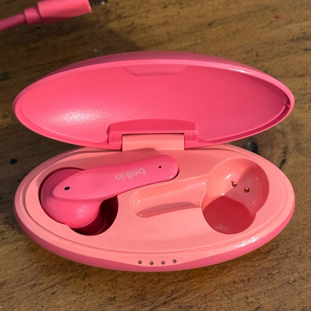 Belkin Soundform Nano - Bluetooth Earbuds for Kids Pink **LEFT EARBUD ONLY**